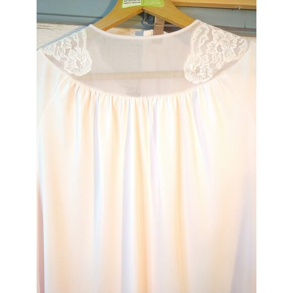 Women’s ShadowLine 2-Piece Nylon Pajama Set Light Pink Size 34 Short Sleeve - Picture 7 of 9